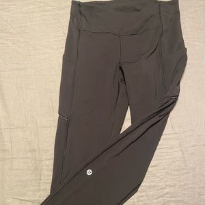 Lululemon size 6 leggings